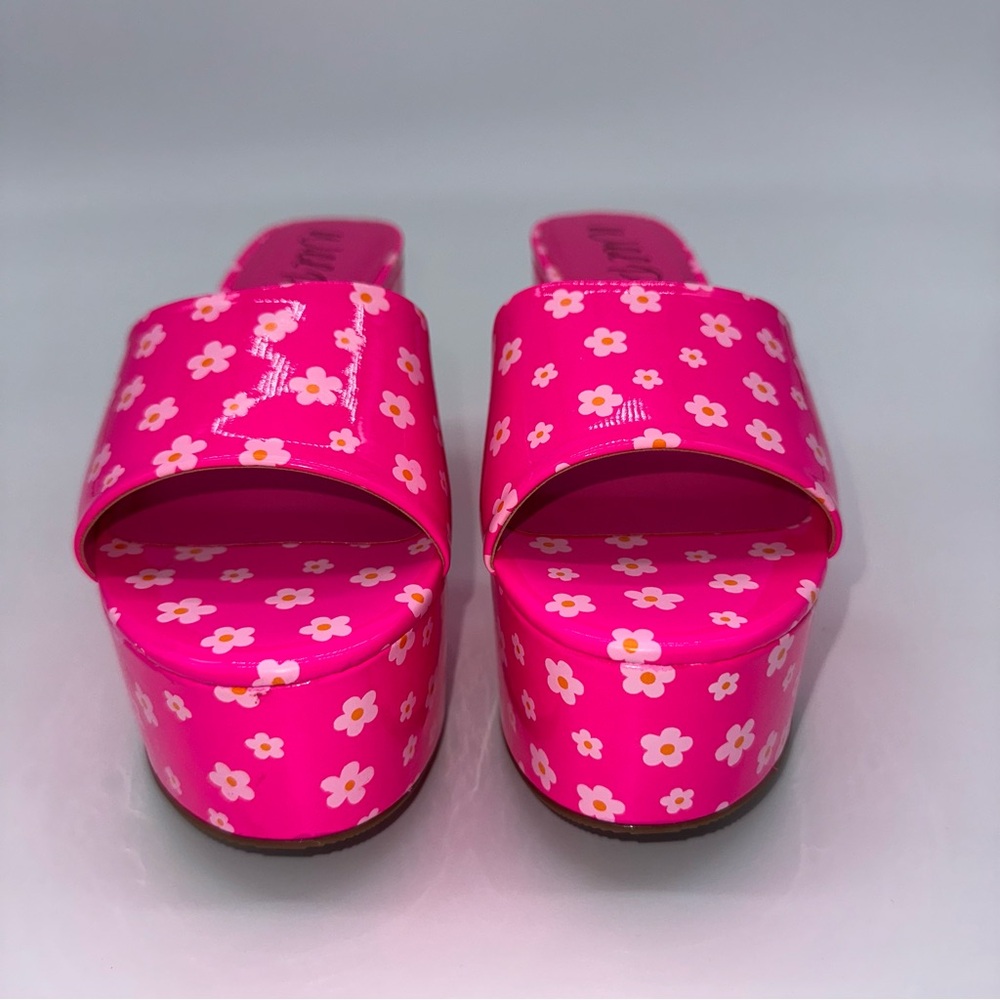 NWB Wild Pair Melbourne Bright Pink Floral Daisy Platforms Sandals - Size: 10 - Picture 3 of 15